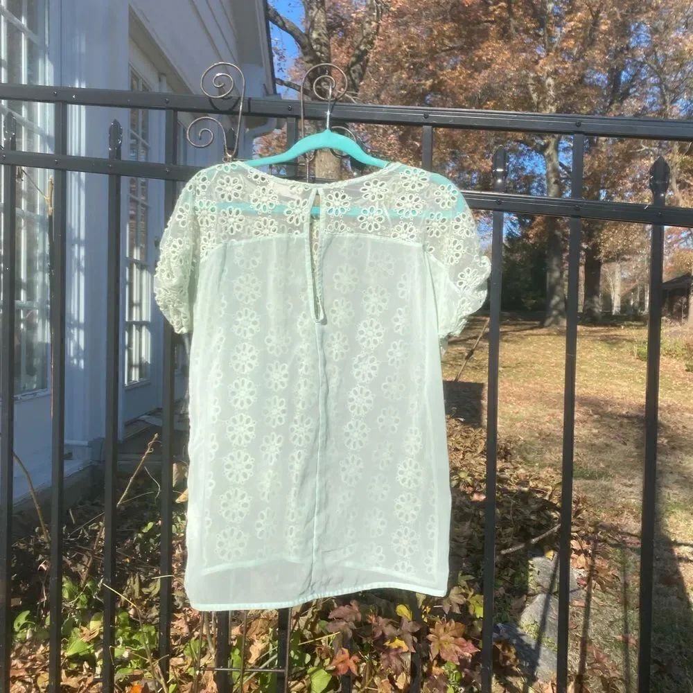 Zara Floral Embroidered Top - Picture 2 of 8